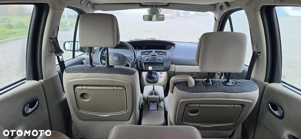 Renault Scenic - 8