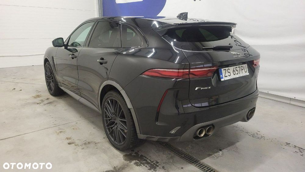 Jaguar F-Pace 5.0 V8 P550 AWD SVR - 8