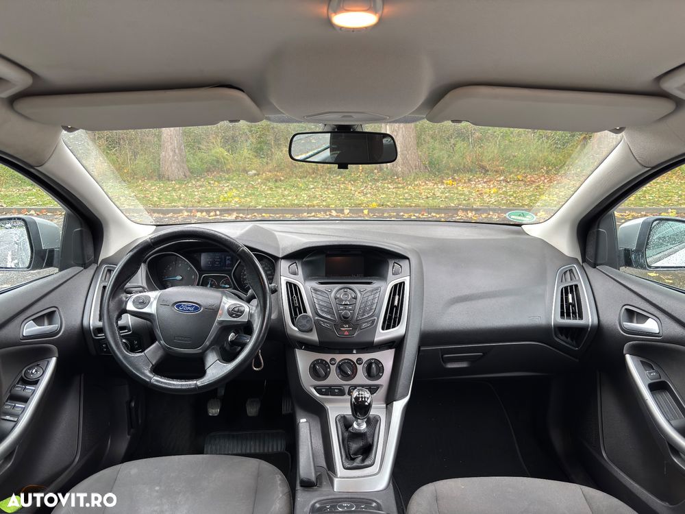 Ford Focus 1.6 TDCi DPF Start-Stopp-System SYNC Edition - 8
