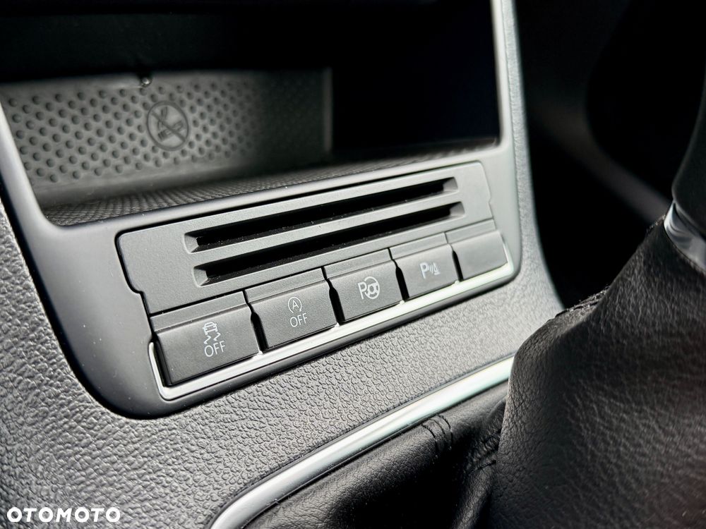 Volkswagen Tiguan 1.4 TSI BlueMotion Technology Exclusive - 27