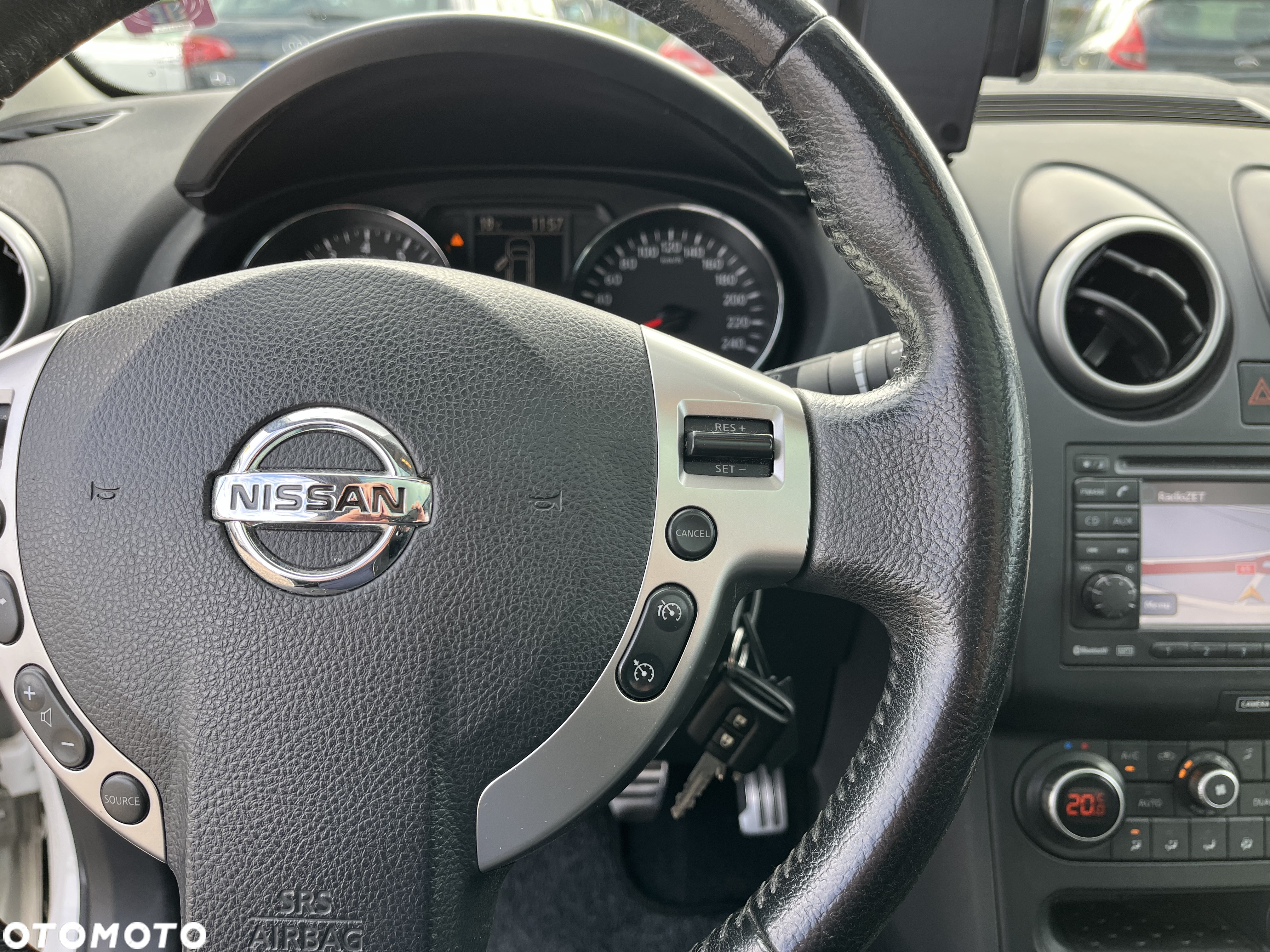 Nissan Qashqai - 14