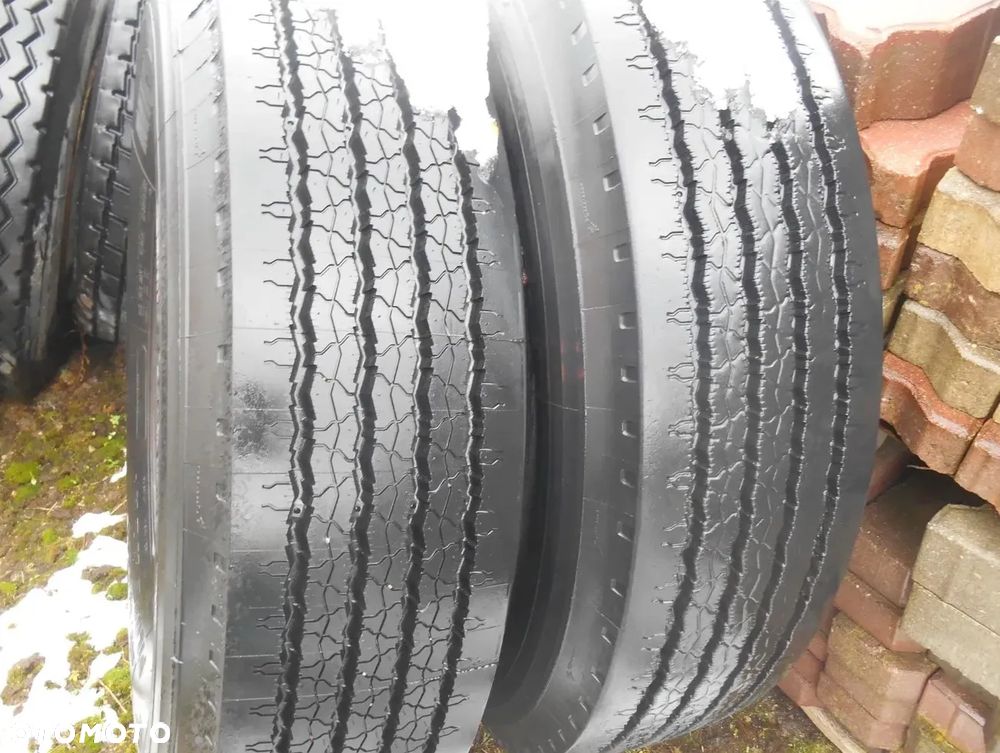 OPONY MICHELIN 295x80x22,5, W BARDZO DOBRYM STANIE, 95% WYSOKOŚCI BIEŻNIKA - 1