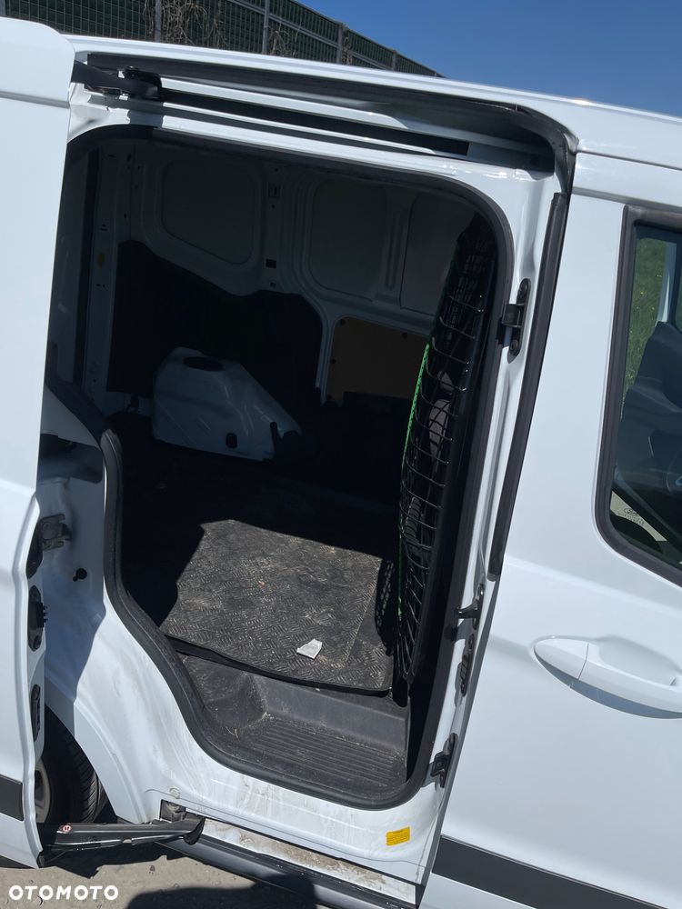 Ford Courier - 14