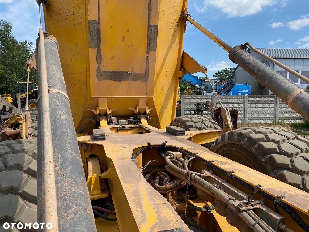 Volvo A25G, 2014 ROK, OPONY 80% DOBRE, TYLNA KLAPA, Z NIEMIEC, PIĘKNY STAN - 40