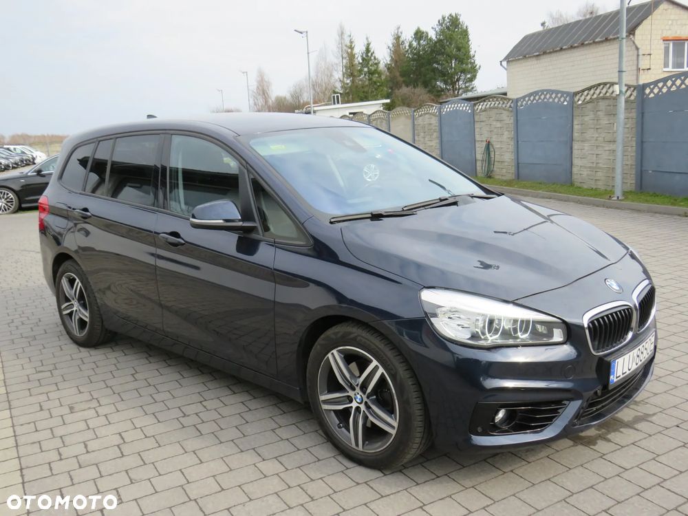 BMW Seria 2 218d Sport-Aut Luxury Line - 11