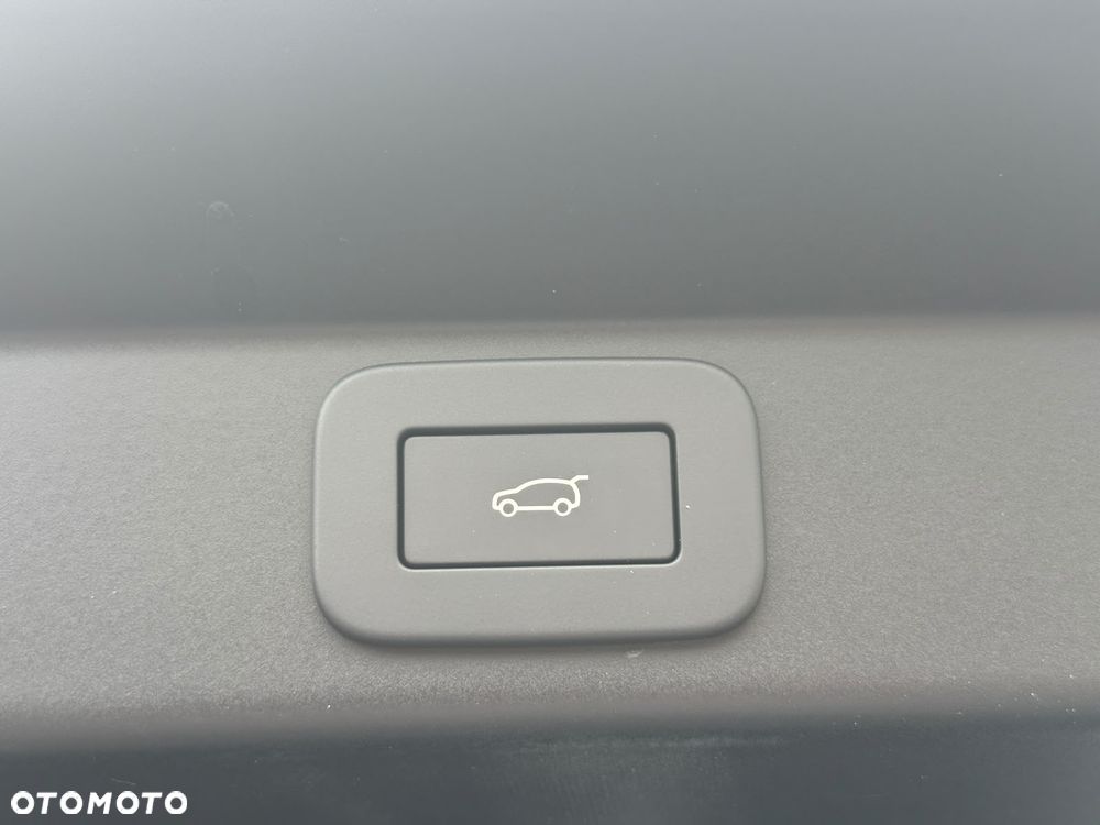 Land Rover Range Rover Sport D350 Autobiography - 16