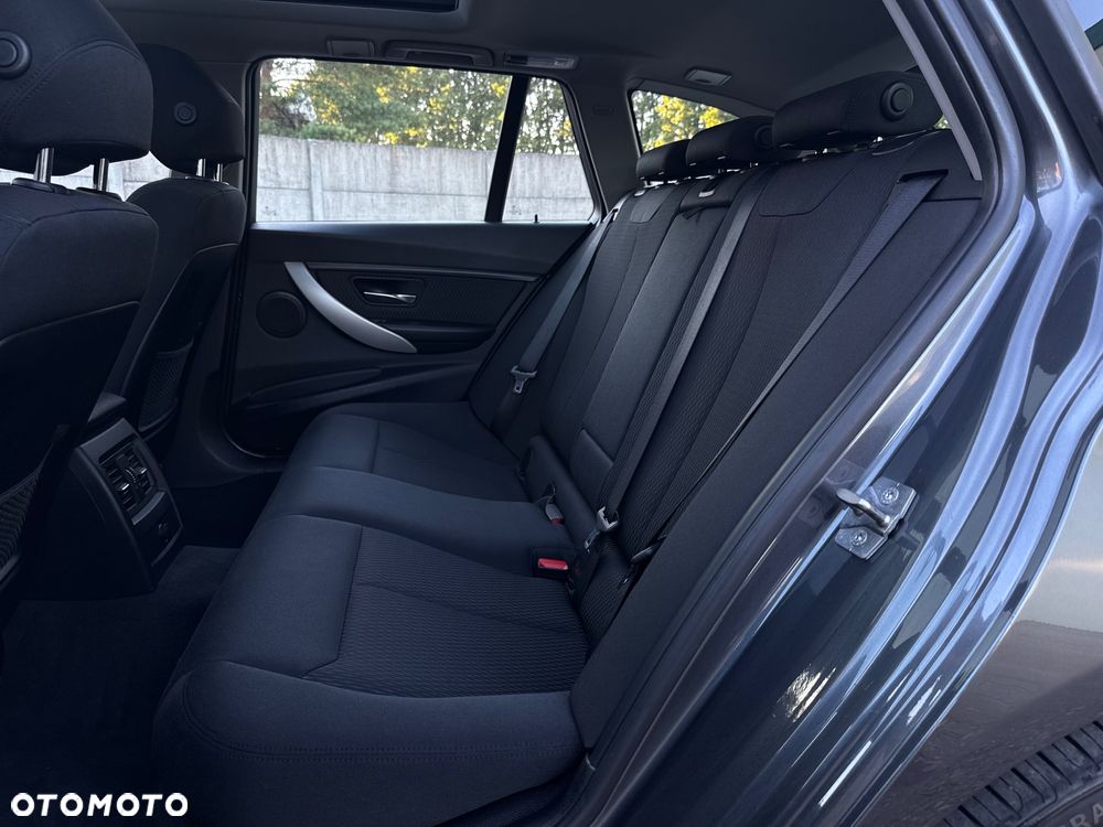 BMW Seria 3 - 11