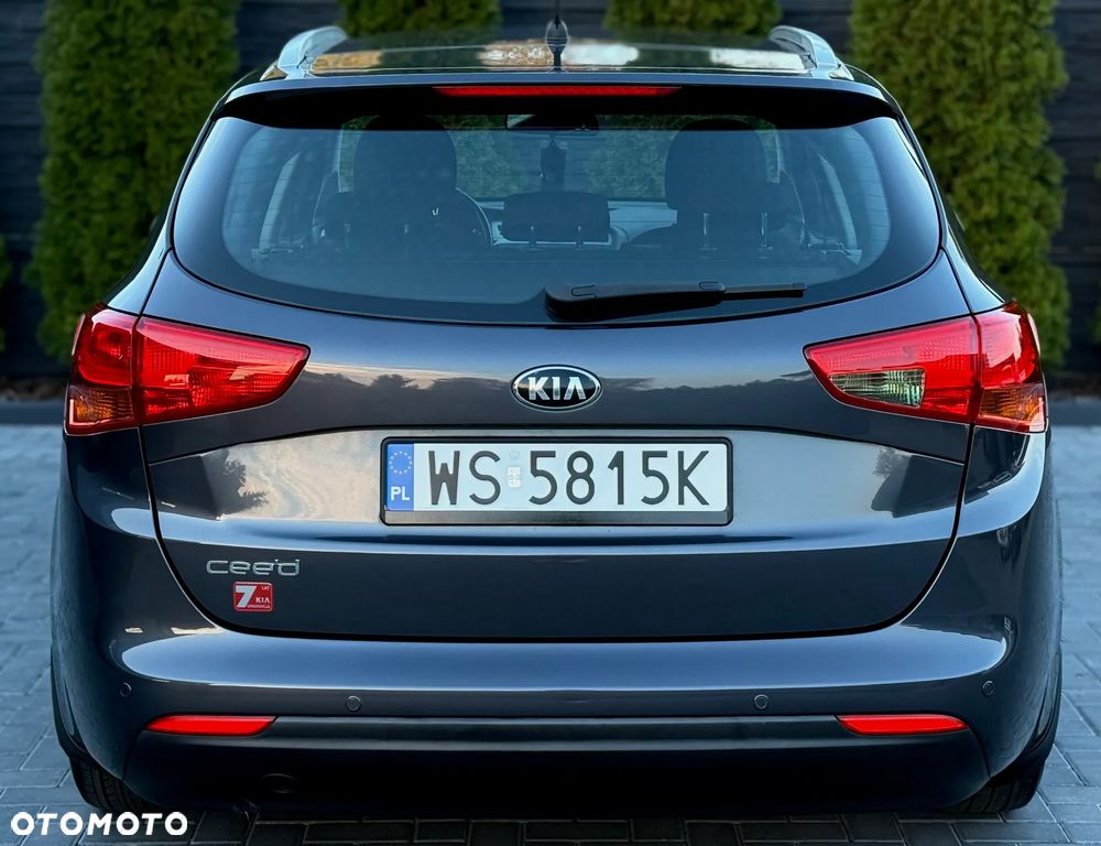 Kia Ceed - 6