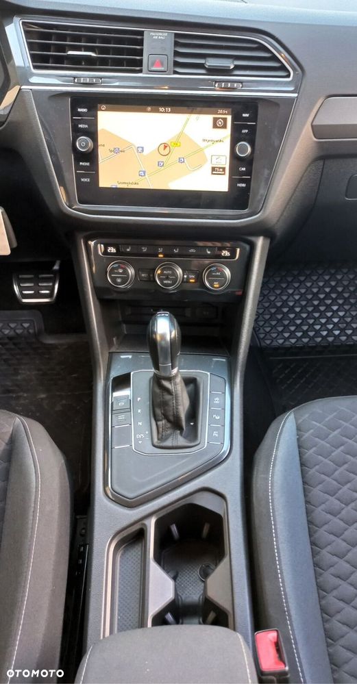 Volkswagen Tiguan - 12