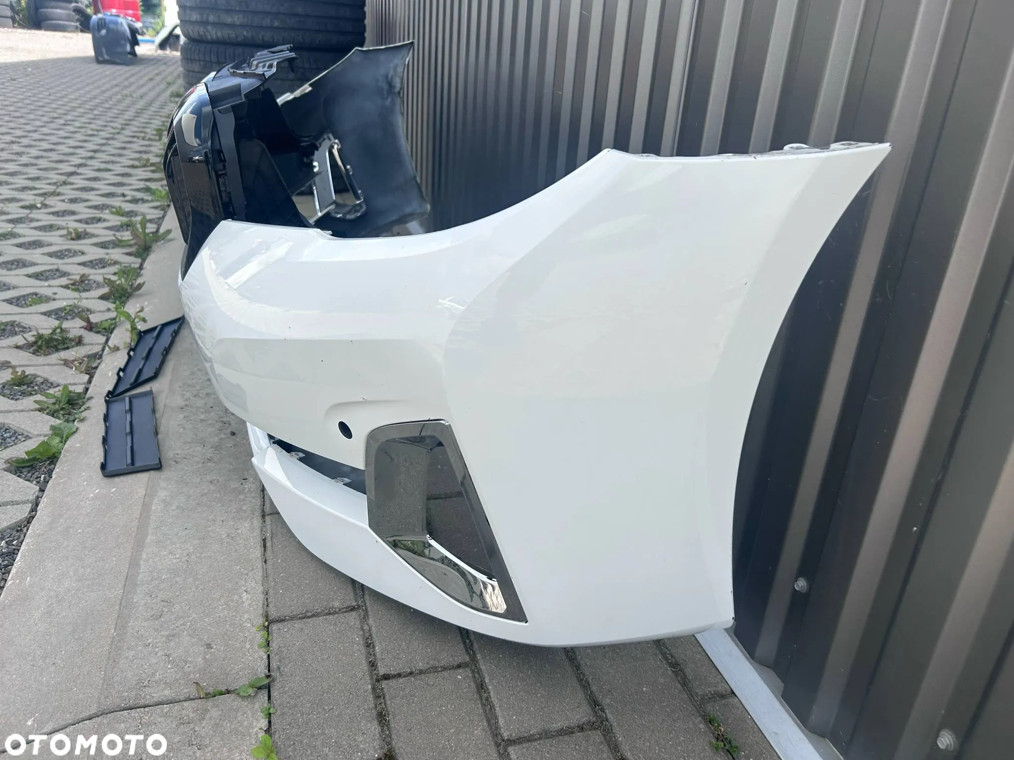 BMW 5 LCI G30 G31 Zderzak Przód Przedni 4xPDC Alpinweiss 300 - 9