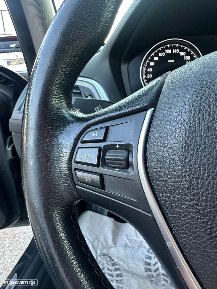 BMW 116 d Aut. Sport Line - 15