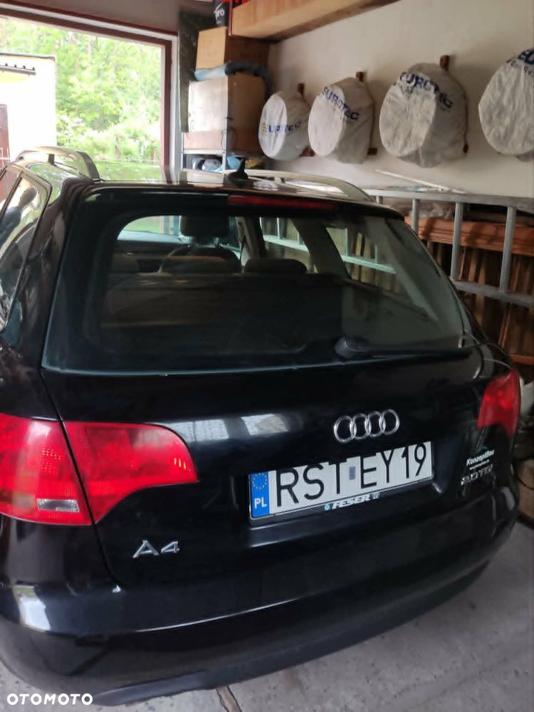 Audi A4 Avant 2.0 TDI - 4