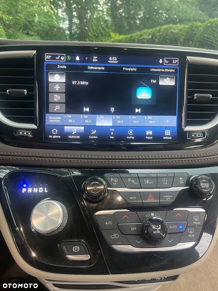 Chrysler Pacifica - 23