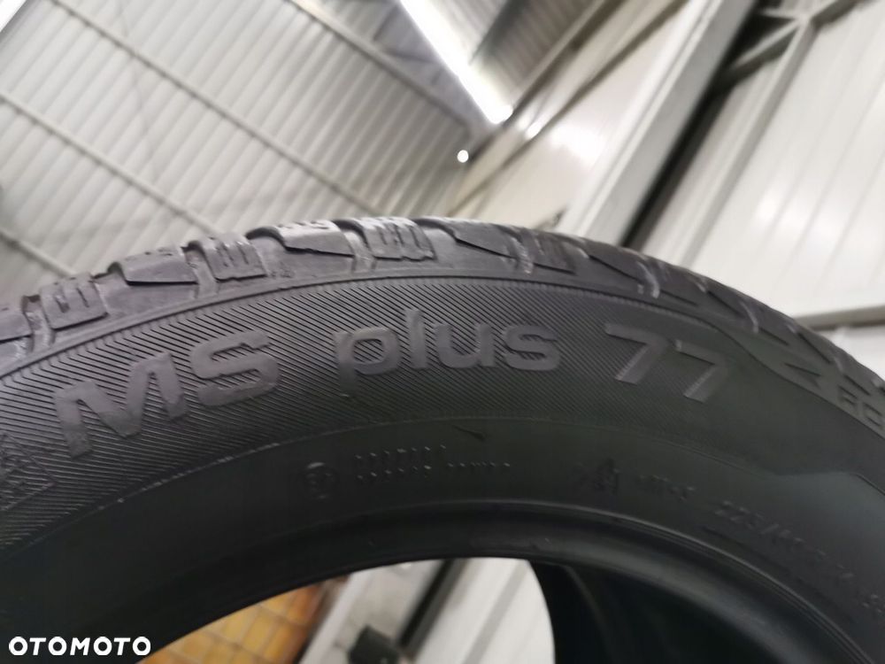 225/60R16 uniroyal zimowe 4093 - 4