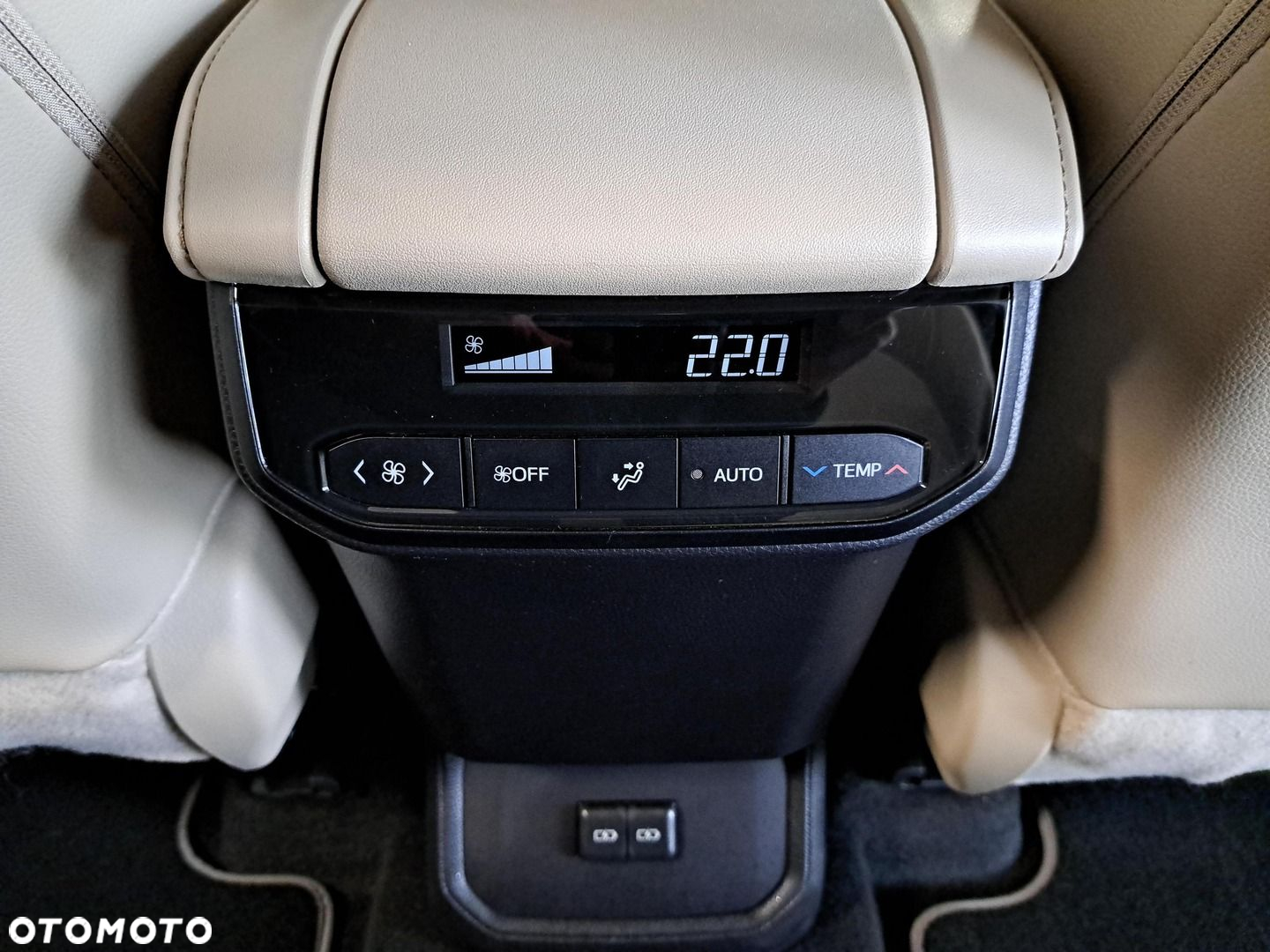 Toyota Highlander - 12