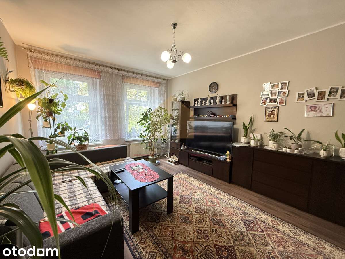 70m2 / 3 pokoje / Parter - w ładnej kamienicy