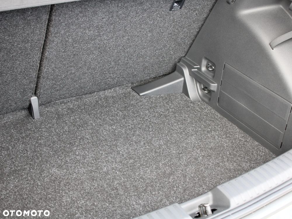 Skoda Fabia 1.0 TSI Essence - 10