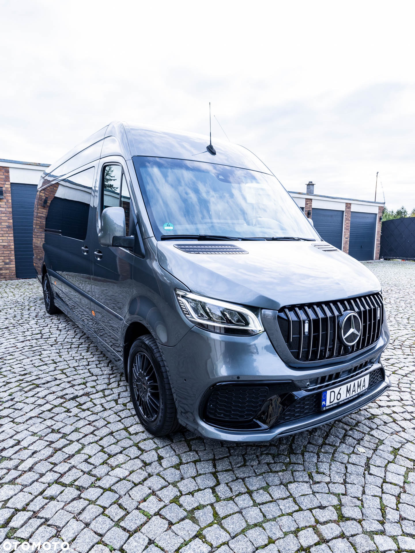 Mercedes-Benz Sprinter 319 CDI 907.233 - 10