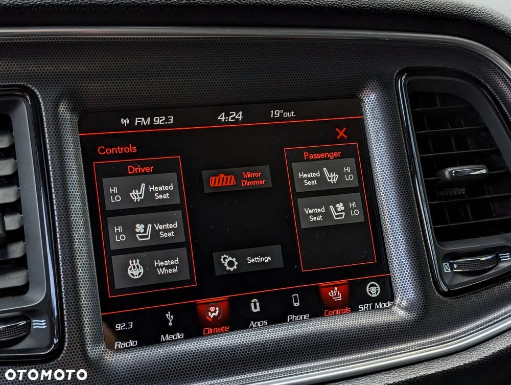 Dodge Challenger Automatik SRT 392 - 17