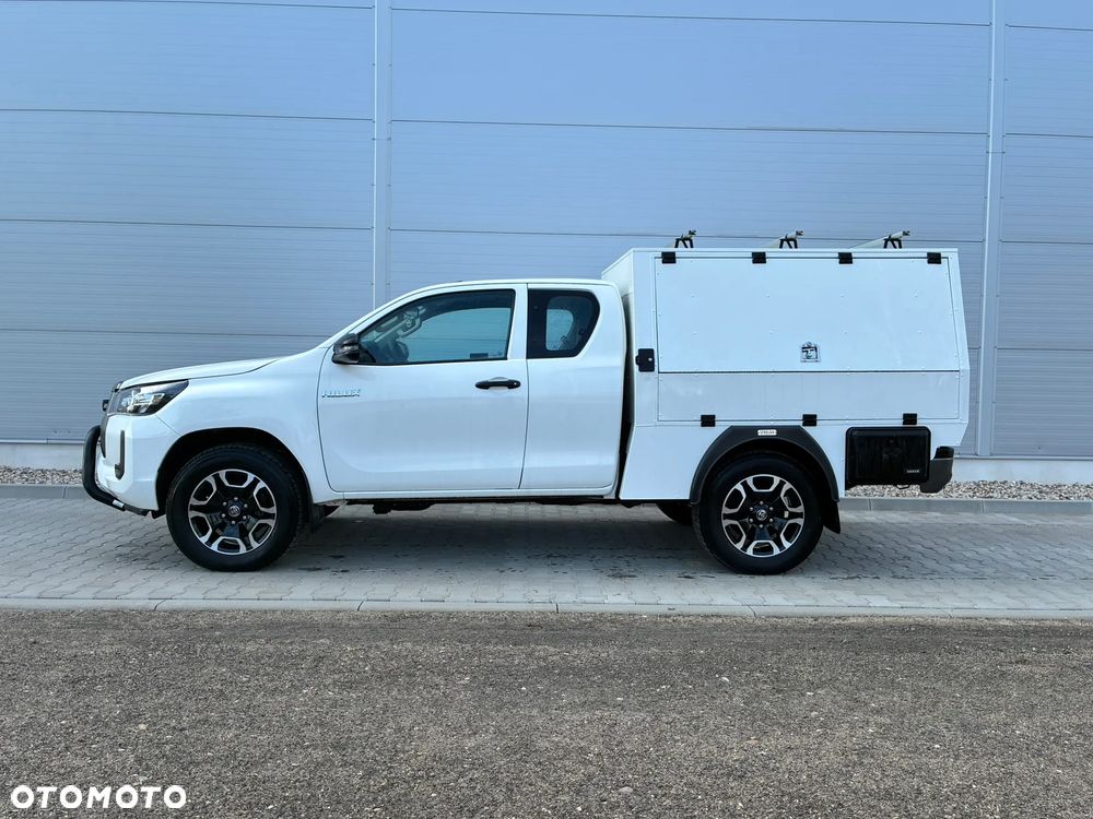 Toyota Hilux 2.4 D-4D Single Cab DLX 4x4 - 2