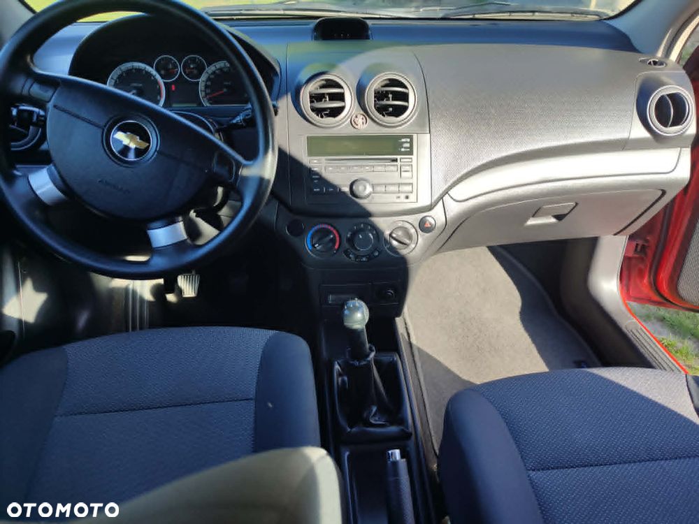 Chevrolet Aveo - 5