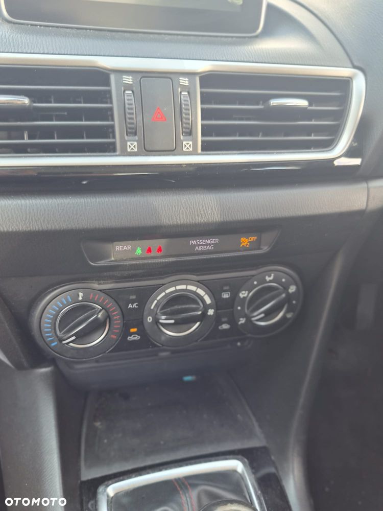 Mazda 3 - 5