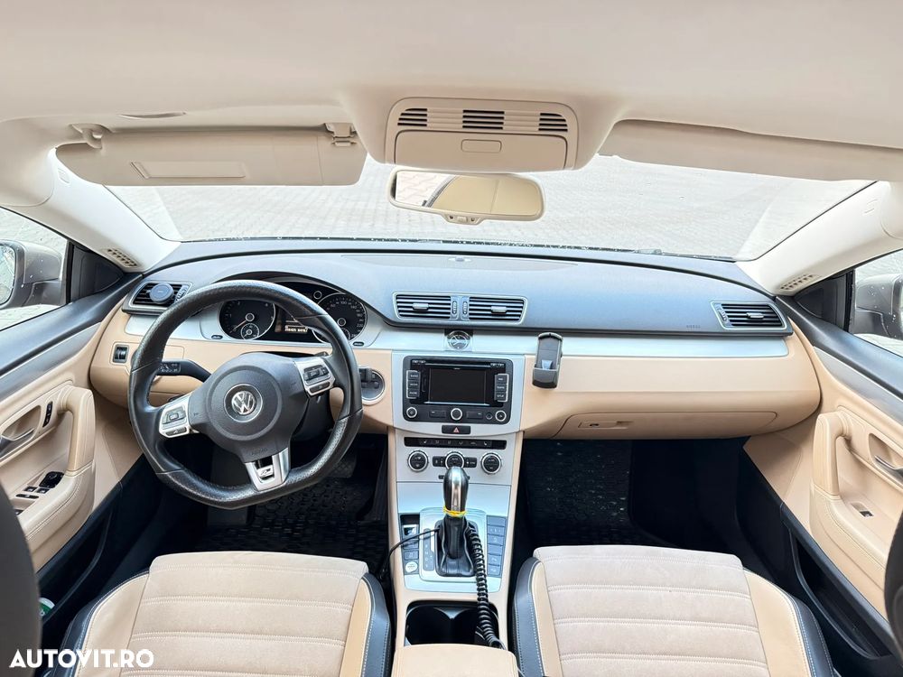 Volkswagen Passat CC - 8