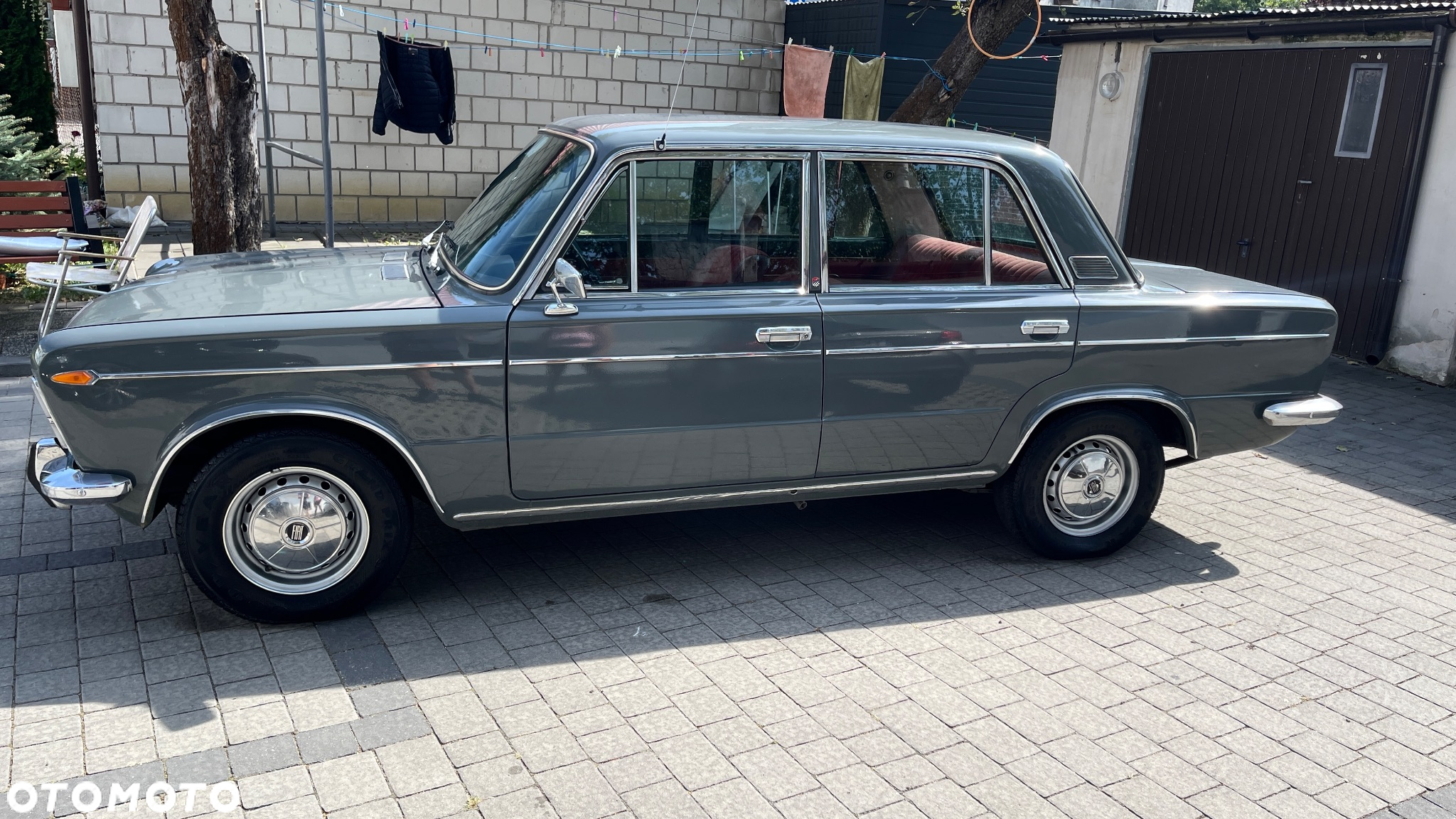 Fiat 125p - 12