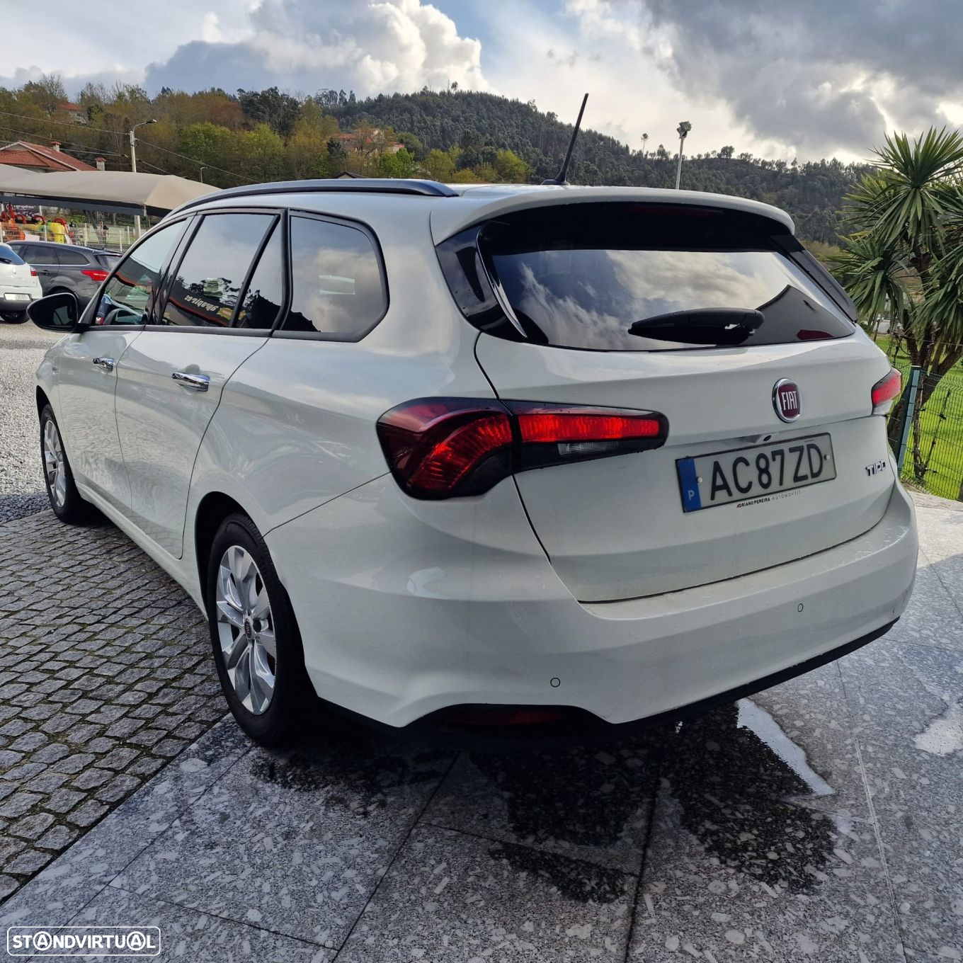 Fiat Tipo Station Wagon 1.3 M-Jet Lounge - 3