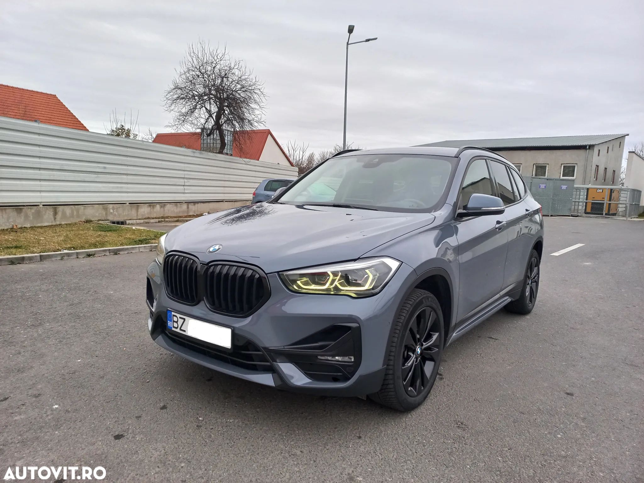 BMW X1 - 1