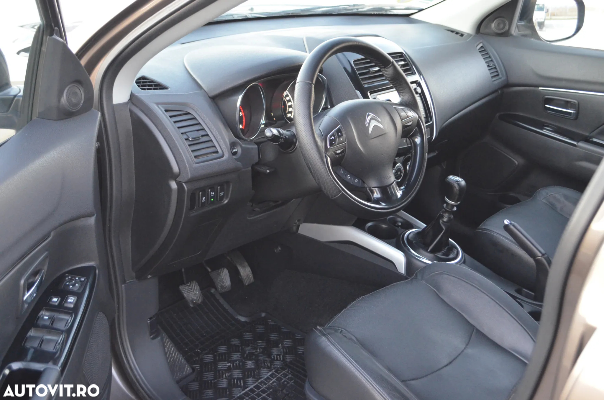 Citroën C4 Aircross - 10