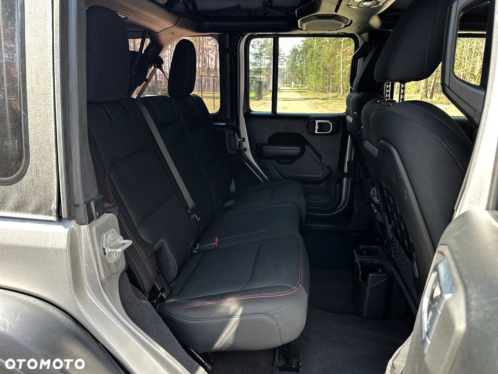 Jeep Wrangler 2.0 T-GDI Hardtop AWD Automatik Rubicon - 19