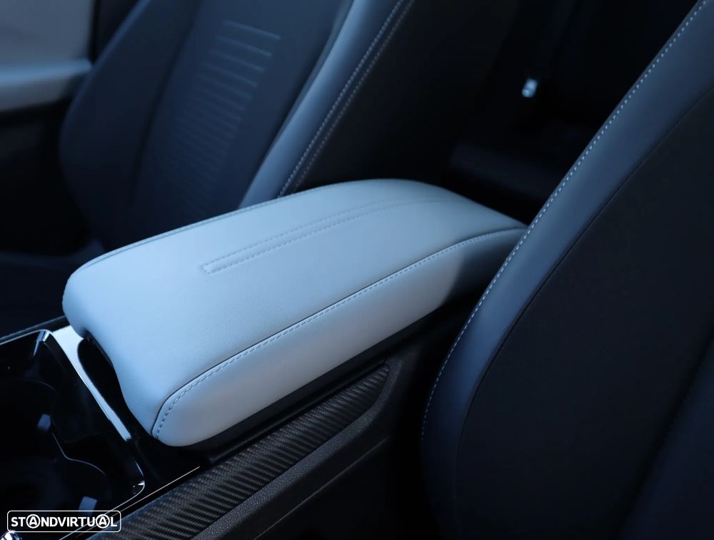 Ford Explorer 77 kWh Premium - 33