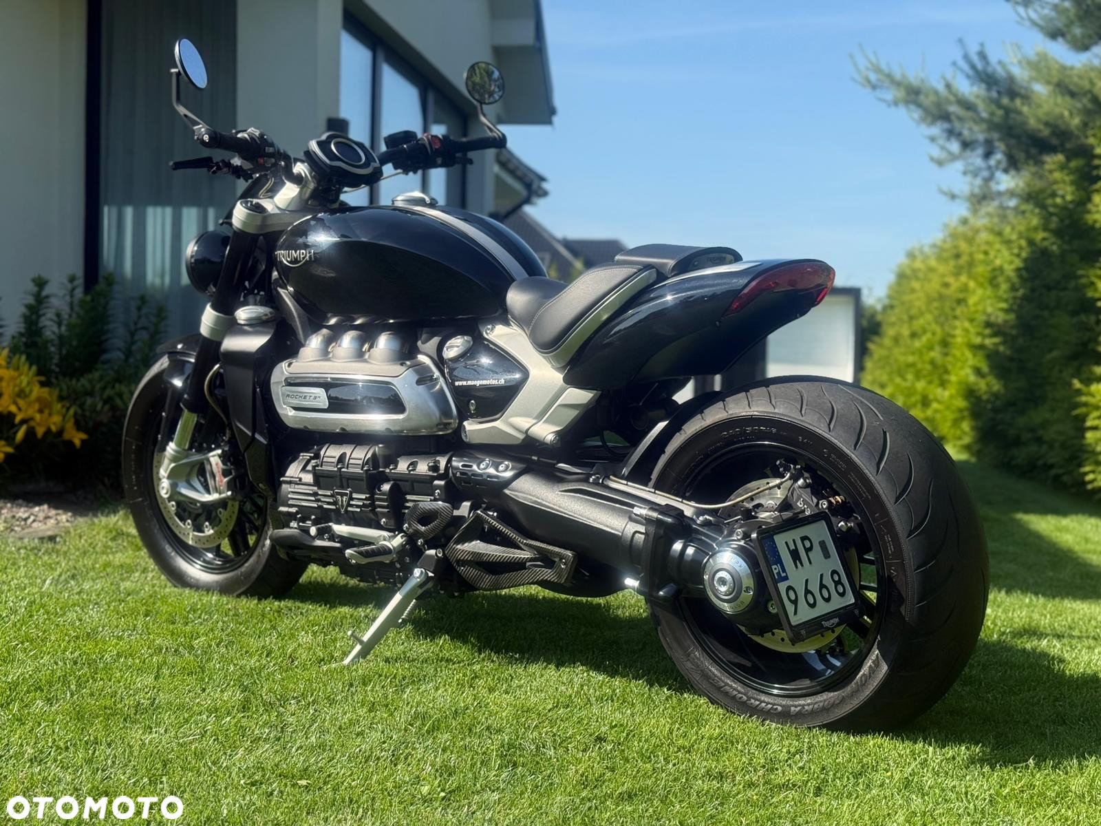 Triumph Rocket - 4