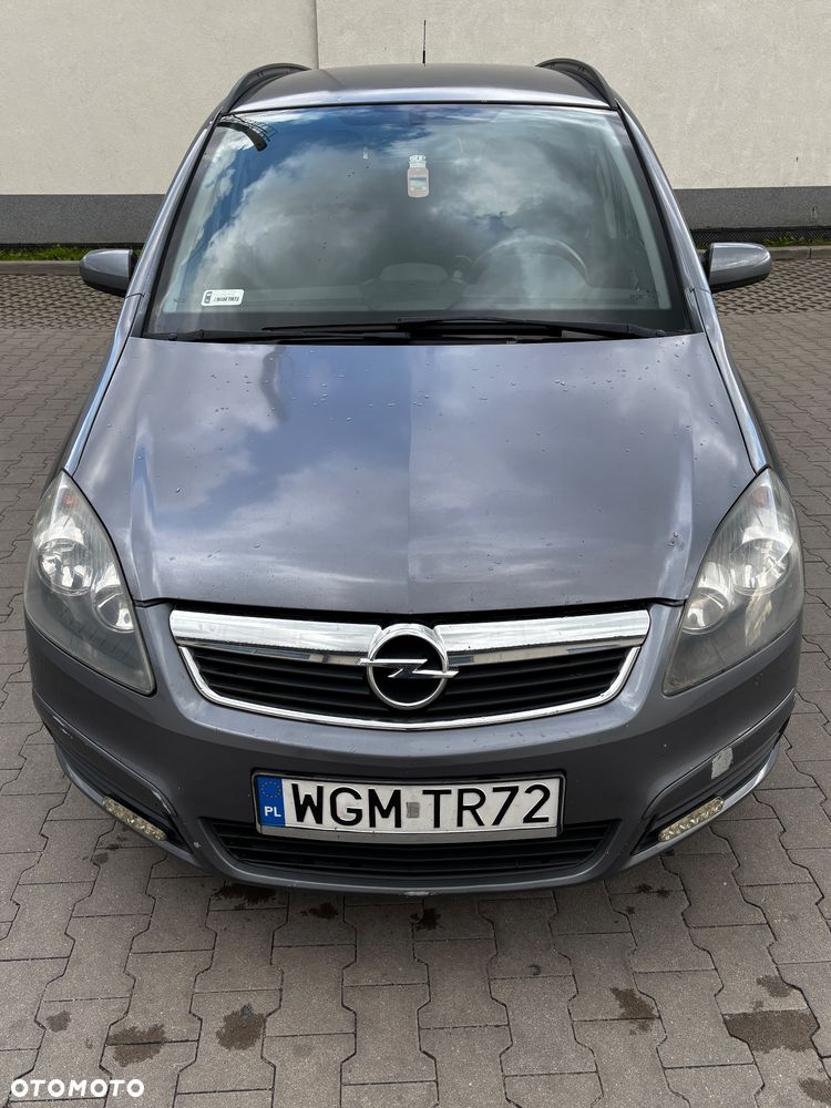 Opel Zafira 1.9 CDTI Cosmo - 2