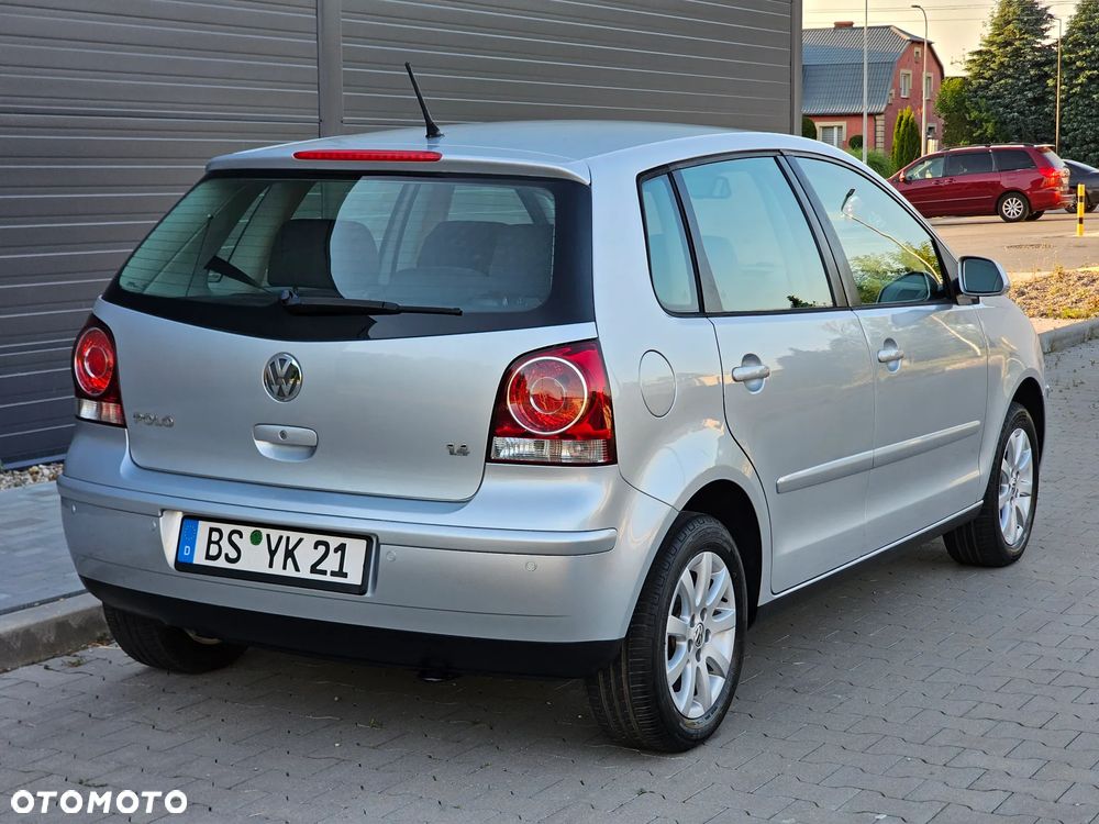 Volkswagen Polo 1.4 Highline - 11