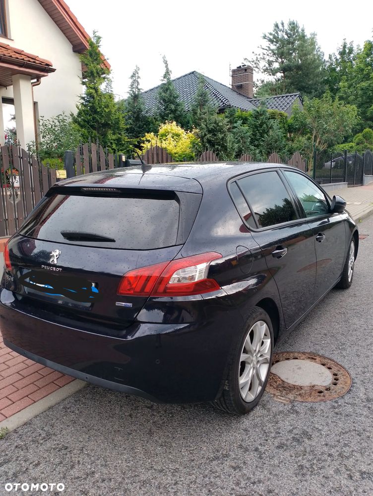Peugeot 308 1.6 BlueHDi Allure S&S - 2