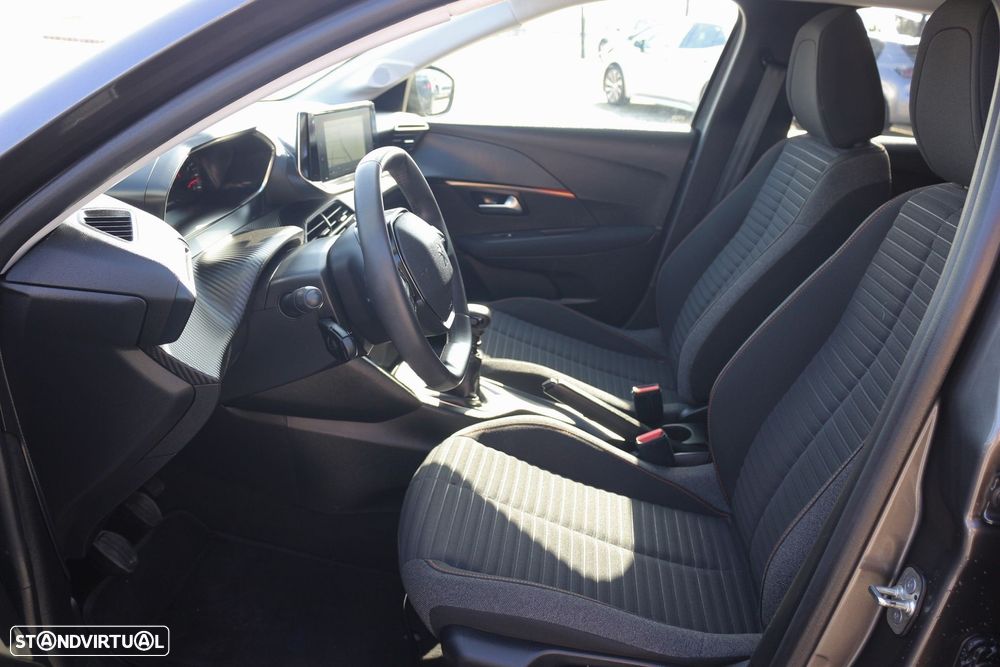 Peugeot 208 1.2 PureTech Active Pack - 37