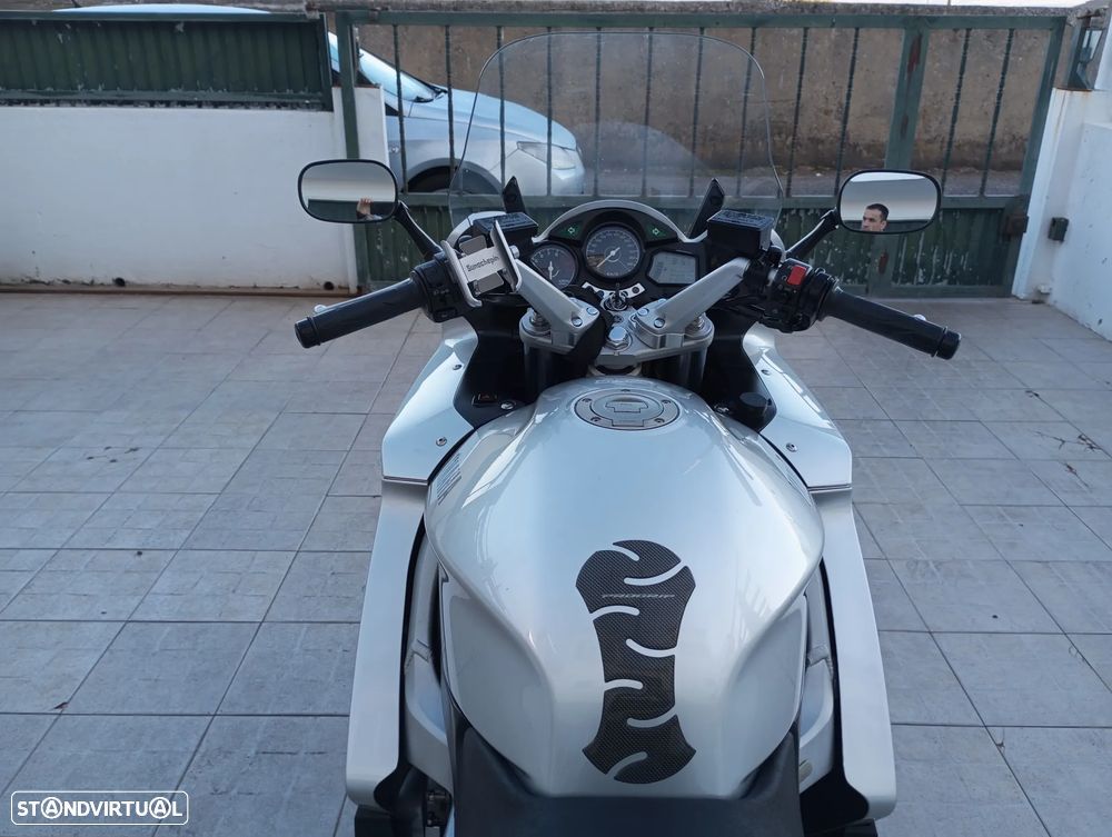 Yamaha FJR - 6