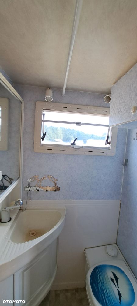 Mercedes-Benz Sprinter - 14