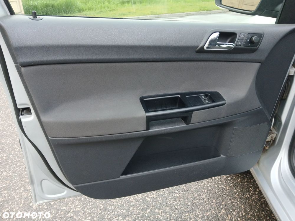 Volkswagen Polo 1.2 Entry - 18