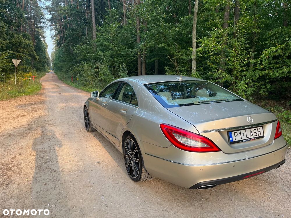 Mercedes-Benz CLS 350 CDI 4-Matic BlueEff - 4