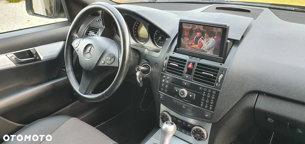 Mercedes-Benz Klasa C - 27