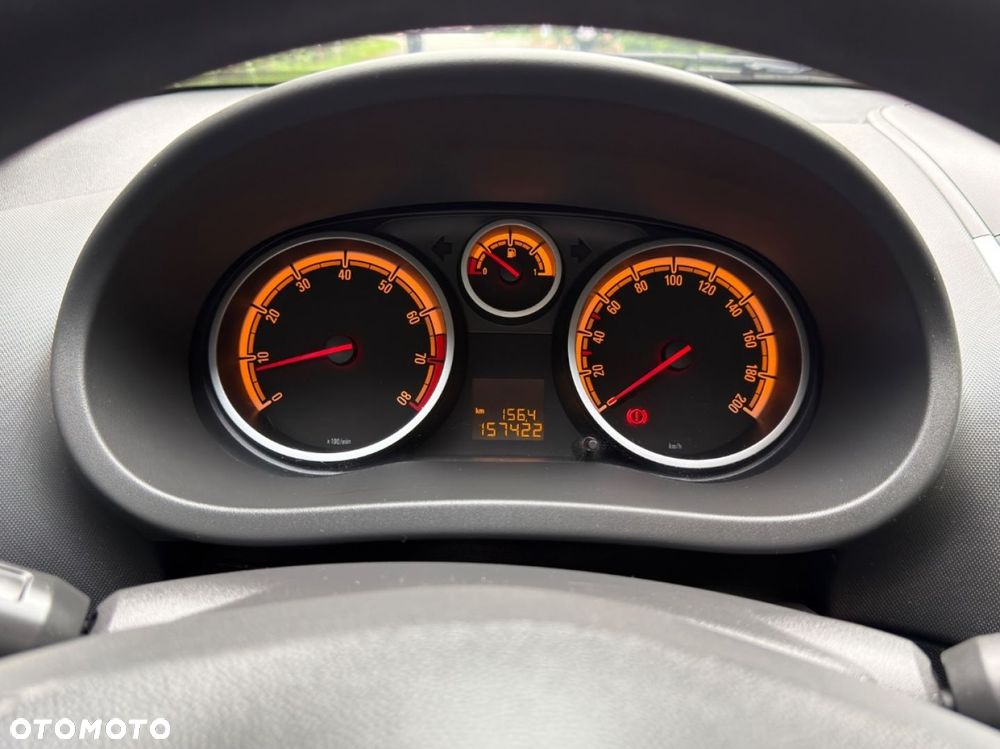 Opel Corsa - 18
