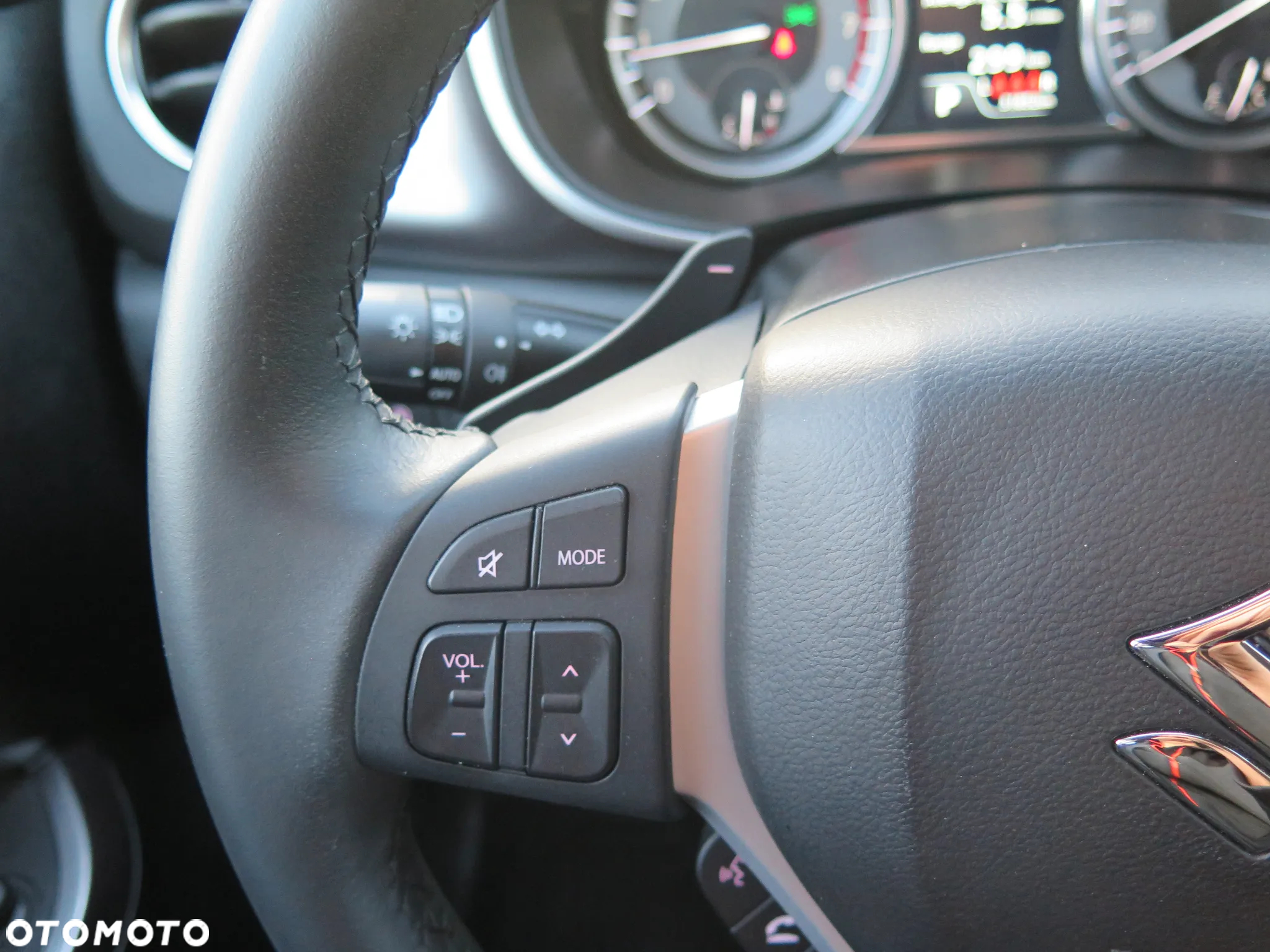 Suzuki Vitara 1.4 Boosterjet Premium 2WD - 22