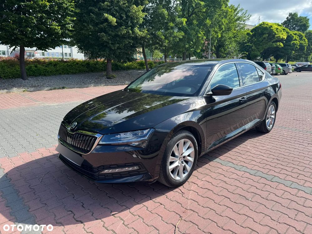 Skoda Superb 2.0 TDI SCR Ambition DSG - 1