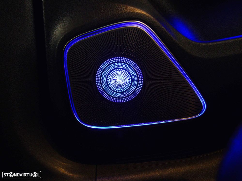 Mercedes-Benz A 180 Limousine d Progressive Aut. - 40