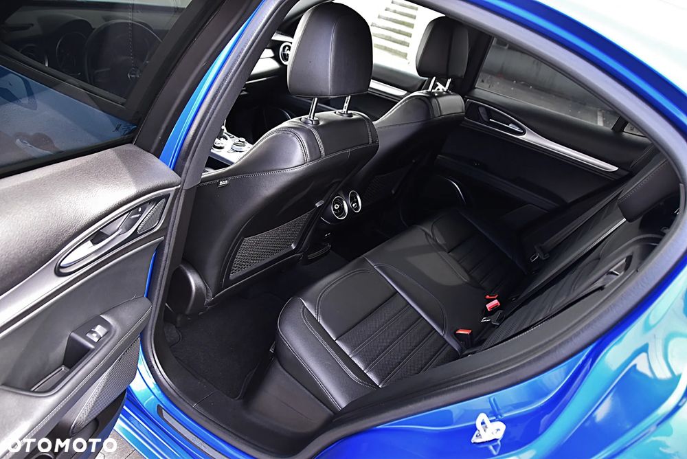 Alfa Romeo Stelvio 2.0 Turbo Veloce Q4 - 26