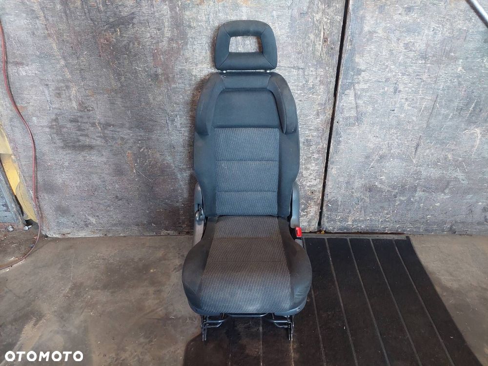 FOTEL TYŁ ŚRODKOWY SEAT ALHAMBRA MK1 LIFT SHARAN GALAXY - 1