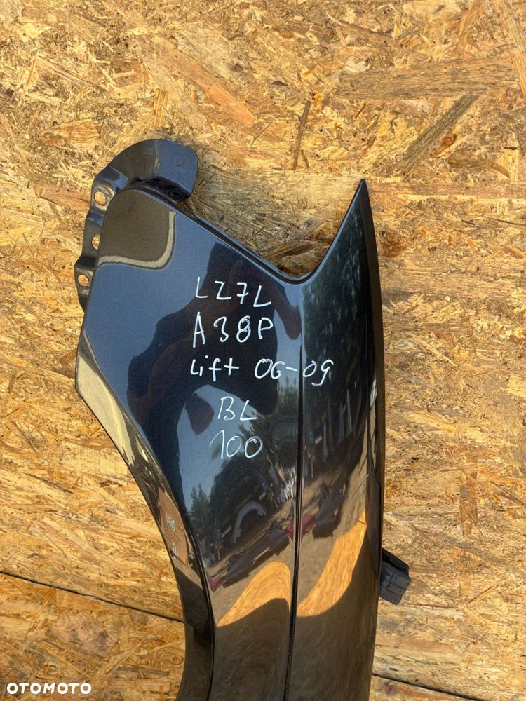 Audi A3 8P lift 06-09 kod lak. LZ7L BŁOTNIK PRZÓD PRZEDNI LEWY - 2